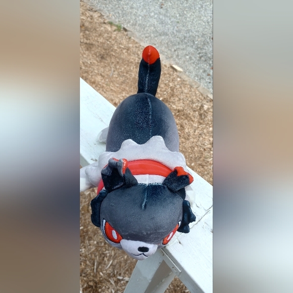 Aphmau Set of 3 Soda, Wolf, and Macaroon - Picture 2 of 13